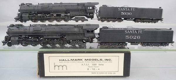 2 SANTA FE BRASS LOCOS (1 of 2)