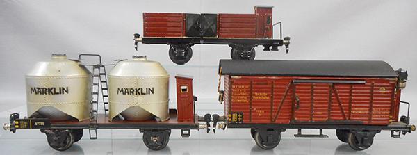 3 MARKLIN FREIGHT CARS (1 of 2)
