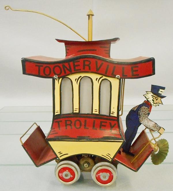 LARGE TOONERVILLE TROLLEY (1 of 2)