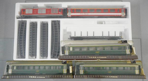 FAMA ALPENBAHN SWISS TRAIN SET (1 of 2)