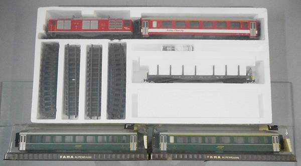 FAMA ALPENBAHN SWISS TRAIN SET (1 of 2)