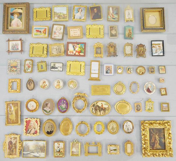 70 DOLLHOUSE MINIATURES PICTURES & FRAMES (1 of 1)