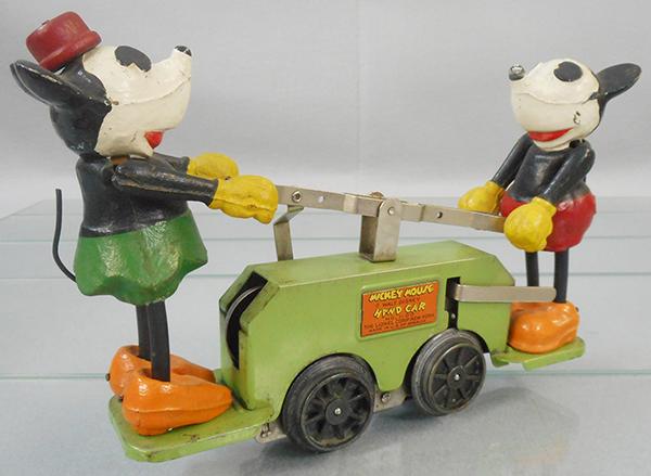 LIONEL 1100 MICKEY MOUSE HANDCAR (1 of 2)