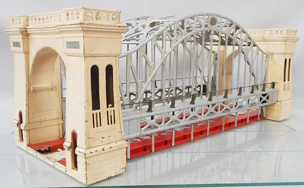 LIONEL 300 HELLGATE BRIDGE (1 of 2)