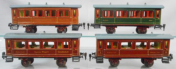 . 4 MARKLIN COACHES (1 of 2)