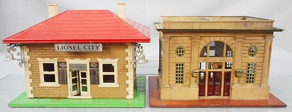 2 LIONEL STATIONS (1 of 2)