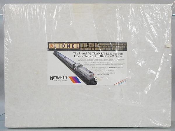 LIONEL 11828 NJ TRANSIT SET (1 of 1)