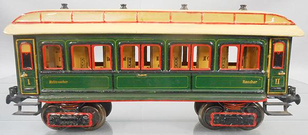 MARKLIN 1841 COACH (1 of 2)