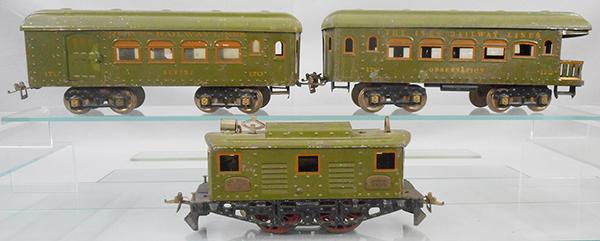 IVES TRAIN SET (1 of 2)