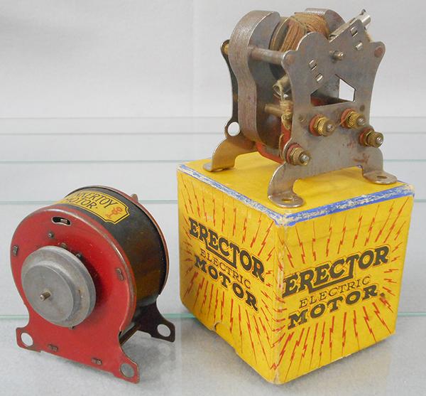 2 TOY MOTORS: Tinkertoy Motor, litho tin, 3 in tall, windup working, Erector 58 Electric Motor, made by Mysto Manufacturing, 2 3/4 in tall, w/orig box, C6-8.