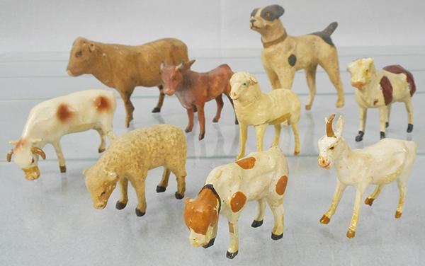 9 GERMAN ANIMAL FIGURES (1 of 1)