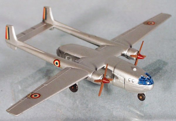 FRENCH DINKY 804 NORATLAS: oxidation on propellers, C7-8.