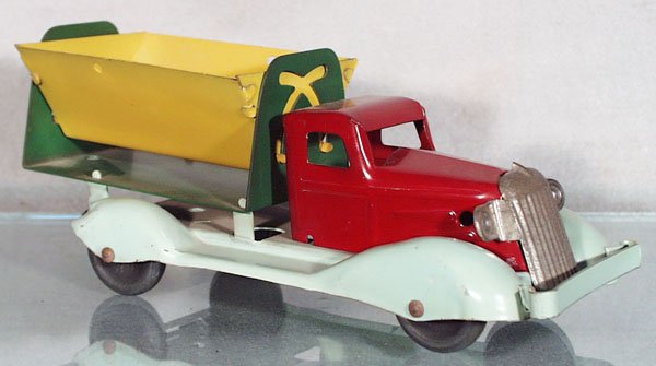 WYANDOTTE 4-COLOR HOPPER TRUCK: painted pressed steel, 10 1/2 in long, C8.