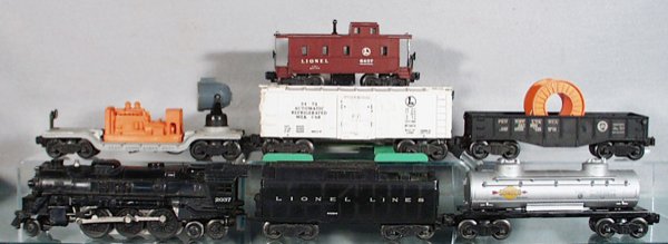 LIONEL TRAIN SET