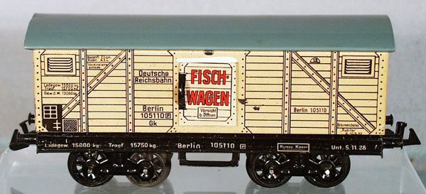 BING 10/511/0 FISCHWAGEN CAR: O ga, litho tin, factory touch up above door, C8.