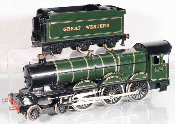 BASSETT-LOWKE KINGSWARE CASTLE LOCO & TENDER: O ga, handpainted tin, dark green, electric, tender bottom has some oxidation spots, 18 in long, C8-9.