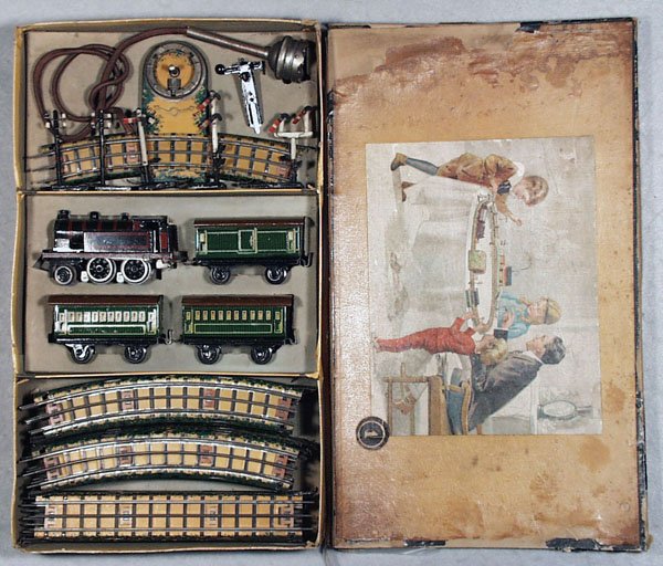 BING TABLE TOP RAILWAY: HO ga, litho tin, tank loco w/3 passenger cars, w/track, 5 signals & power connector, orig box worn, C6-7.