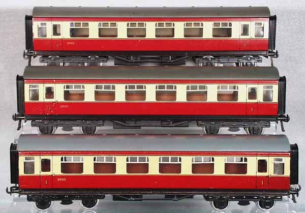 3 BASSETT-LOWKE BR COACHES: O ga, litho & handpainted tin, no interiors, each 13 in long, C7.
