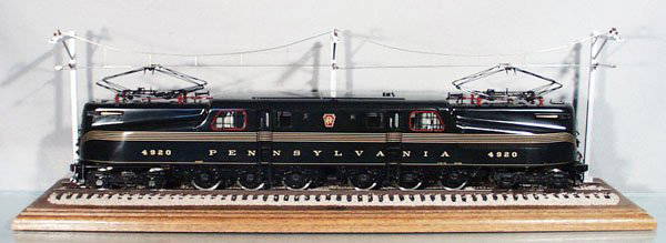 FINE ART MODELS GG1: 1 ga, painted brass, limited edition model, 5 1/2 in tall, w/display case & wooden shipping crate, 37 in by 23 in by 11 in, only 1 of 121 GG1's made by this company, orig purchase price of $4995, C9-1