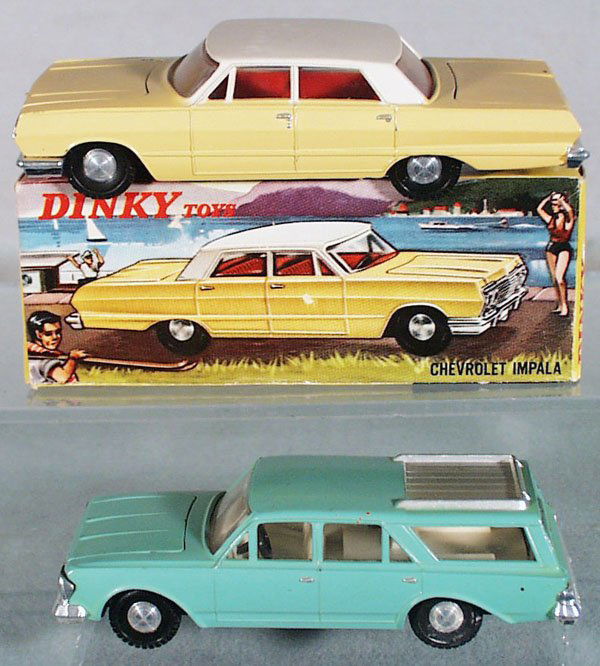 2 DINKY VEHICLES: 57/003 1963 Chevy Impala, paint chip on rear trunk, subtle paint disturbance on roof, orig box some wear, 006 Nash Rambler Classic Wagon, C7.