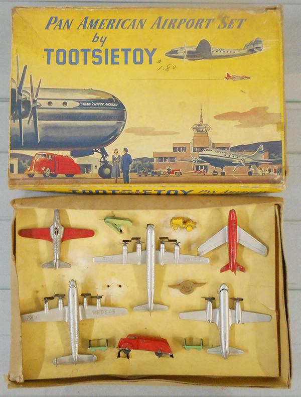 TOOTSIETOY 6500 PAN AM AIRPORT SET (1 of 1)
