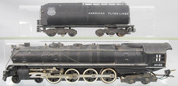 AMERICAN FLYER 21139 UP NORTHERN LOCO & TENDER: S ga, 21139 loco w/smoke & choo choo, tender has air chime whistle, scratches on 1 side, ca 1959-59, C6-7.