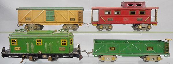 AMERICAN FLYER TRAIN SET: O ga, 3015 loco, 3207 sand car, 3208 box car, 3211 caboose, C5-6.