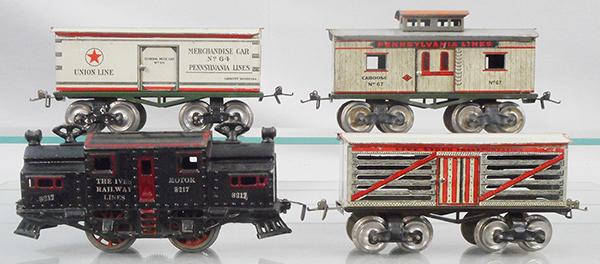 IVES TRAIN SET (1 of 2)