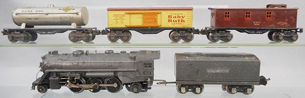LIONEL TRAIN SET: O ga, 1666E loco, missing 1 jewel, 2689W tender, 1680 Sunoco tank, oxidation spots, 1679 box car, 1682 caboose, C5-6.