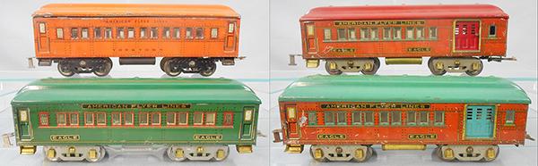 4 AMERICAN FLYER PASSENGER CARS: std ga, 4141 Yorktown, orange, Eagle combine, orange & red, Eagle combine, orange & green, 4151 Eagle Pullman, green, w/2 1/2 orig boxes, worn, unnumbered, C5-7.