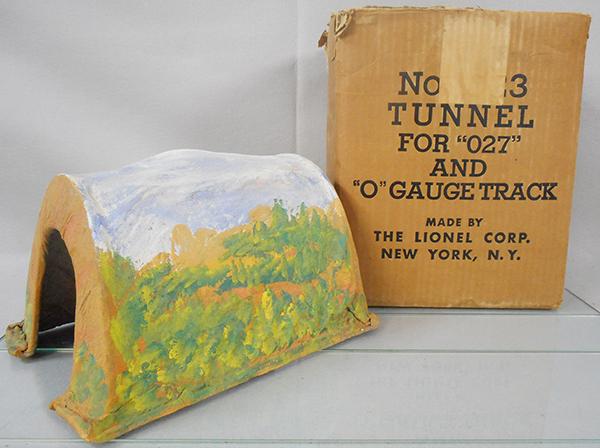 LIONEL 1023 TUNNEL (1 of 2)