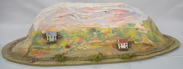 LIONEL 917 MOUNTAIN: std ga, papier mache on wood base, 36 in x 15 in oval wood base, w/partial Lionel red label, needs cleaning, C6-7.