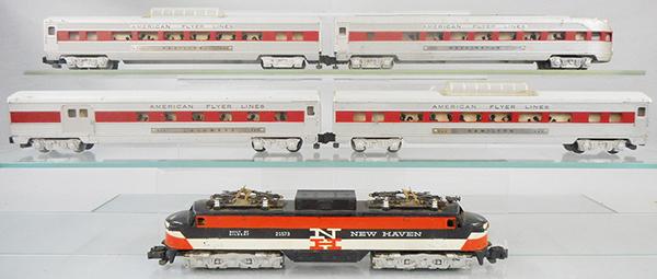 AMERICAN FLYER TRAIN SET (1 of 2)