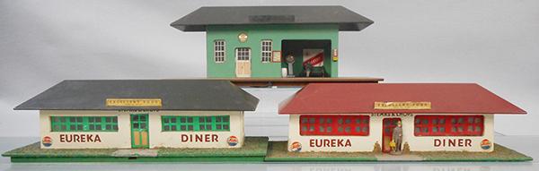 3 AMERICAN FLYER ACCESSORIES (1 of 2)