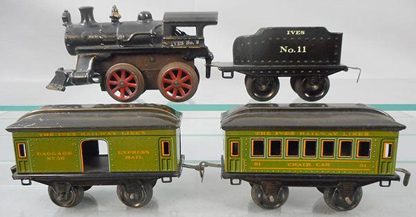 IVES TRAIN SET (1 of 2)