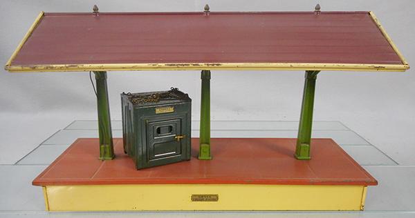 2 LIONEL ACCESSORIES (1 of 2)