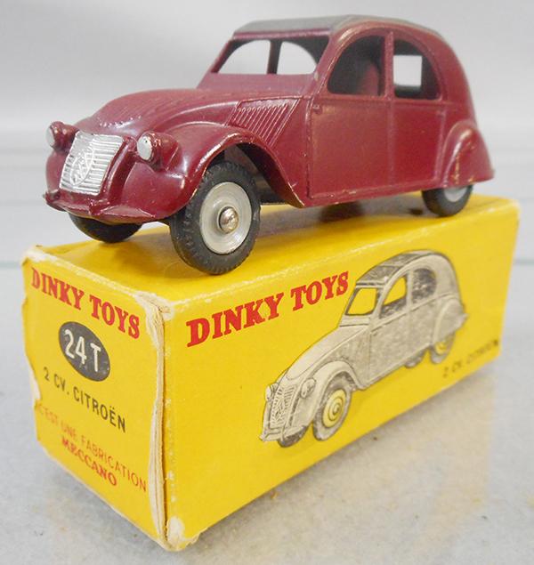 FRENCH DINKY 24T CITROEN 2CV (1 of 2)