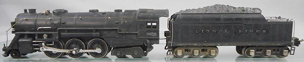 LIONEL 226E LOCO & TENDER: O ga, 226E loco, 1 front boiler marker light broken, cab roof has small bend, 2226W tender, missing whistle, repainted around the lettering, C5.
