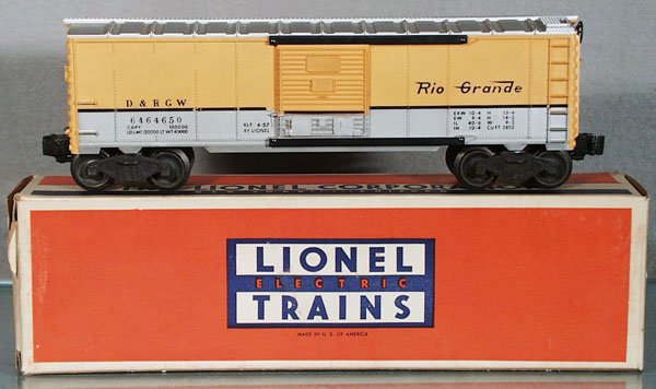 LIONEL 6464-650 RIO GRANDE BOX CAR: O ga, small scratch on roof, orig box minor wear, C7.