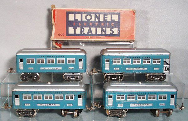 4 LIONEL COACHES: O ga, 3 #609 Pullmans, 611 obsv, all have play wear, some oxidation spots, 1 orig box only, box rough, C4.