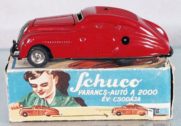 SCHUCO 2000 COMMANDO AUTO: prewar Germany, painted tin, clockwork working, maroon, instruction sheet is in Italian, orig box missing end flap, C8-9.