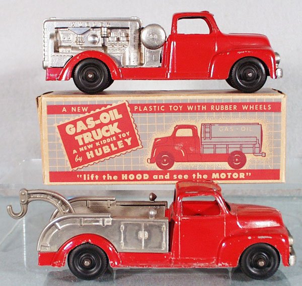 2 HUBLEY FORD TRUCKS: die cast, 466 Compressor Truck, red, 453 Wrecker, red, both 6 1/2" long, w/orig box for 329 vehicle, C6-8.