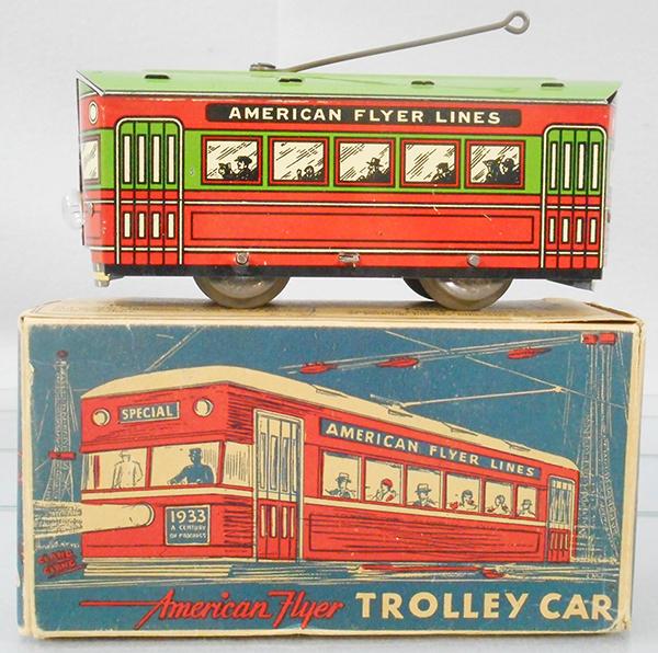 AMERICAN FLYER 570 TROLLEY CAR (1 of 2)