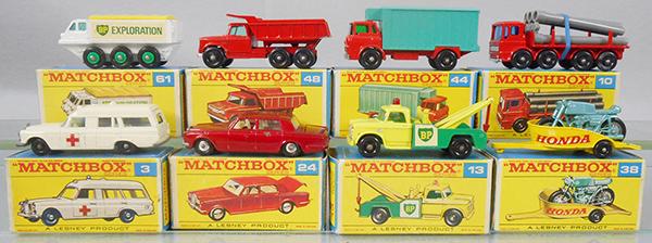 8 MATCHBOX VEHICLES (1 of 1)