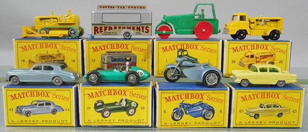 8 MATCHBOX VEHICLES (1 of 1)