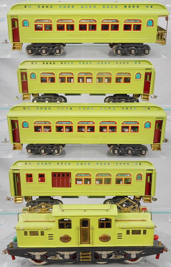 LIONEL TRAIN SET (1 of 2)