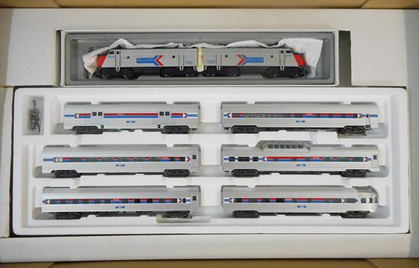 MARKLIN 28500S AMTRAK STREAMLINER SET (1 of 3)