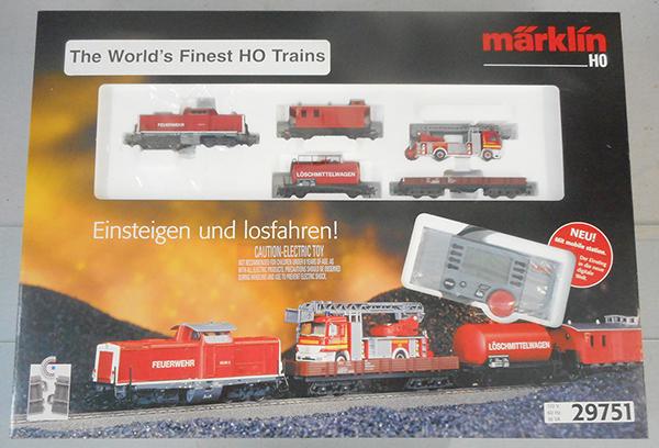 MARKLIN 29751 FIREFIGHTING SET (1 of 2)