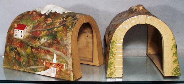 3 LIONEL TUNNELS: O ga, 119, w/no houses, 119L illuminated, 1023 papier mache, some warping, C5-7.
