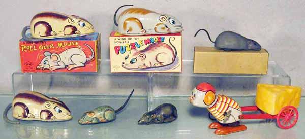 7 MOUSE TOYS: litho tin, 6 are Japanese, 1 Schuco 1022 in an FAO Schwarz box, all are working, orig boxes minor wear, C6-9.